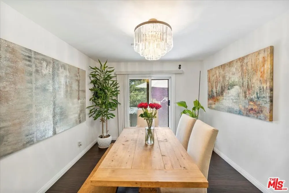 12834 Landale Street Studio City, CA 91604