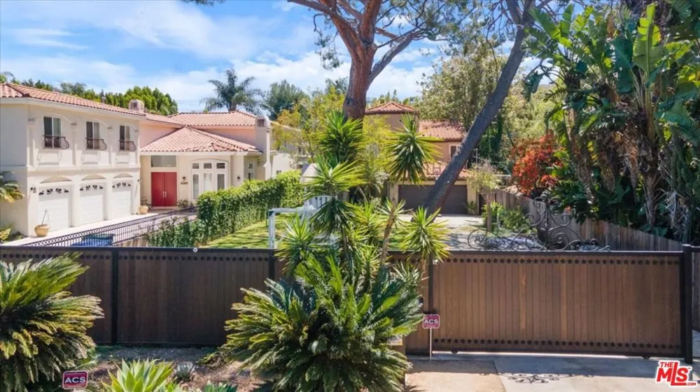 12834 Landale Street Studio City, CA 91604