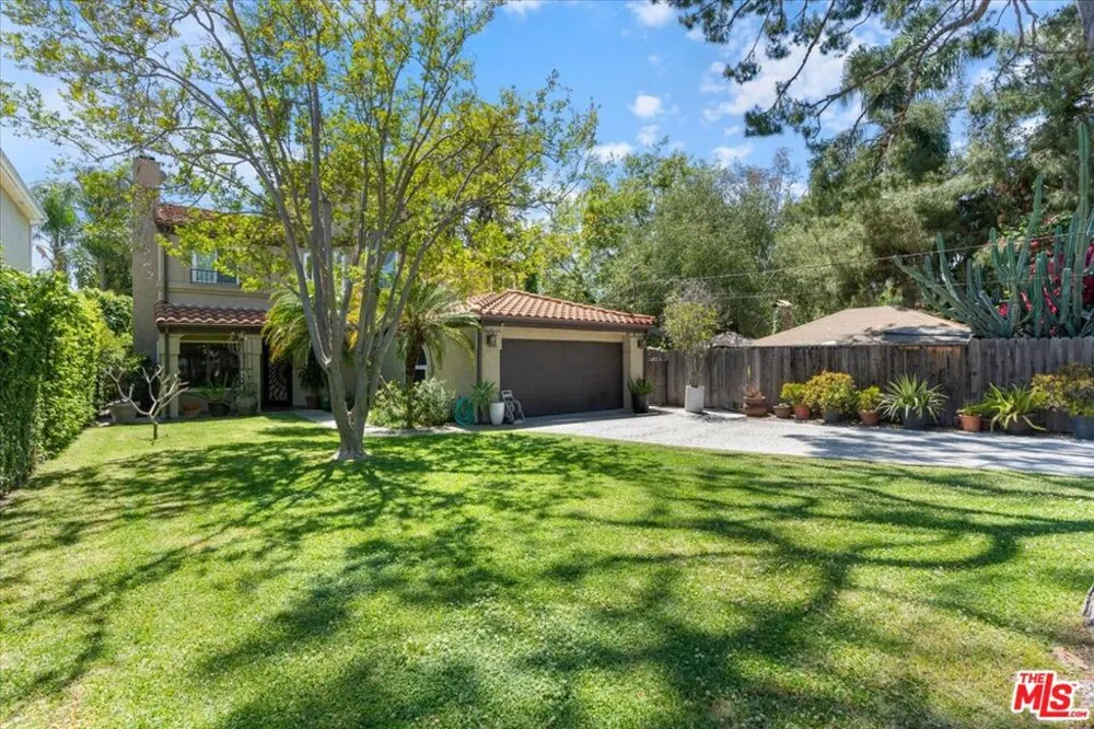 12834 Landale Street Studio City, CA 91604