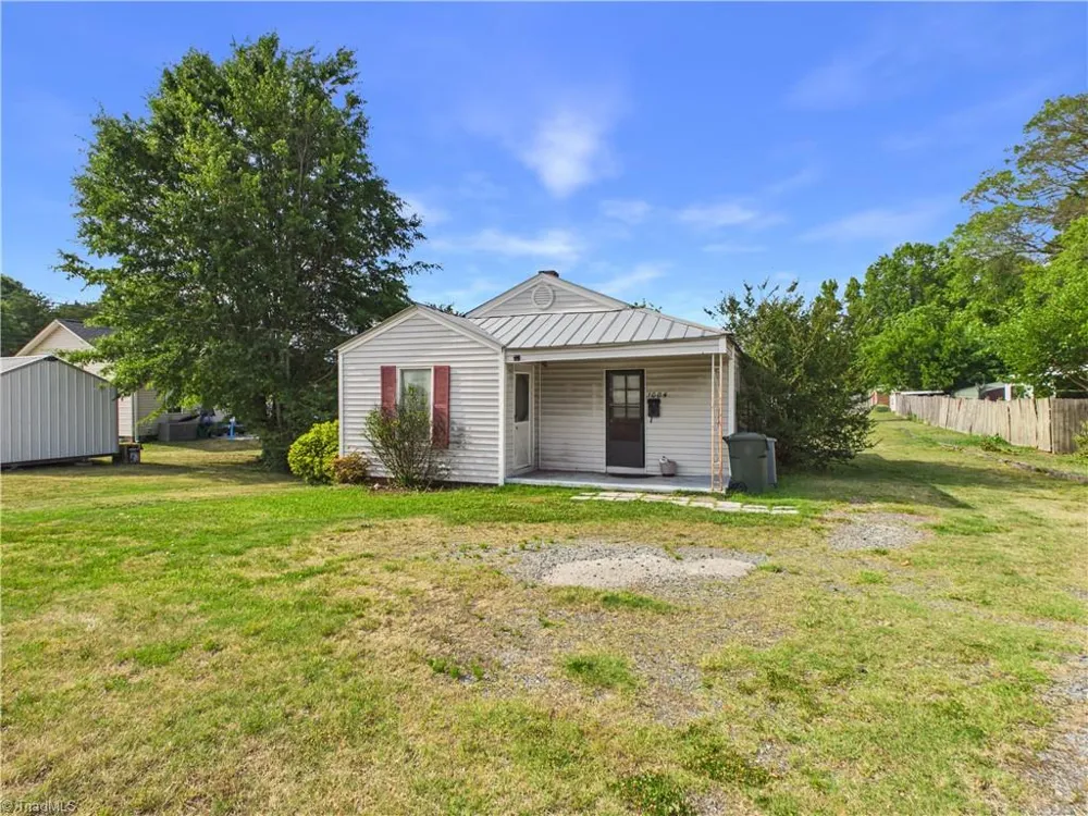 1004 Unity Street Thomasville, NC 27360