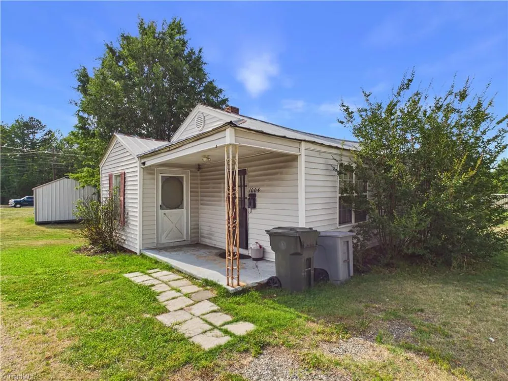 1004 Unity Street Thomasville, NC 27360