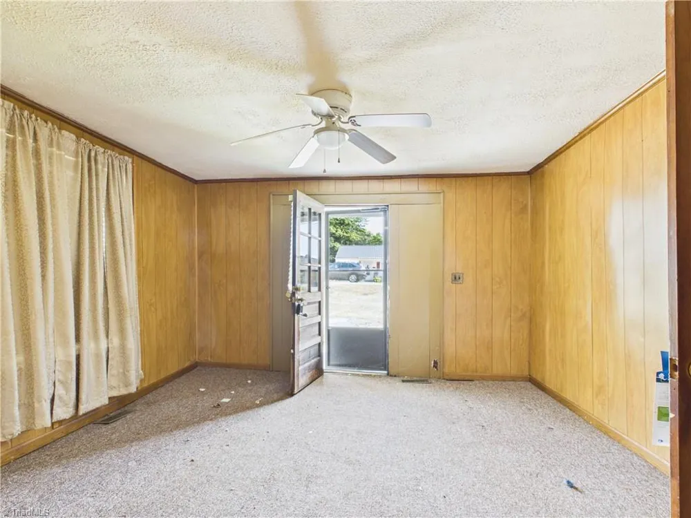 1004 Unity Street Thomasville, NC 27360