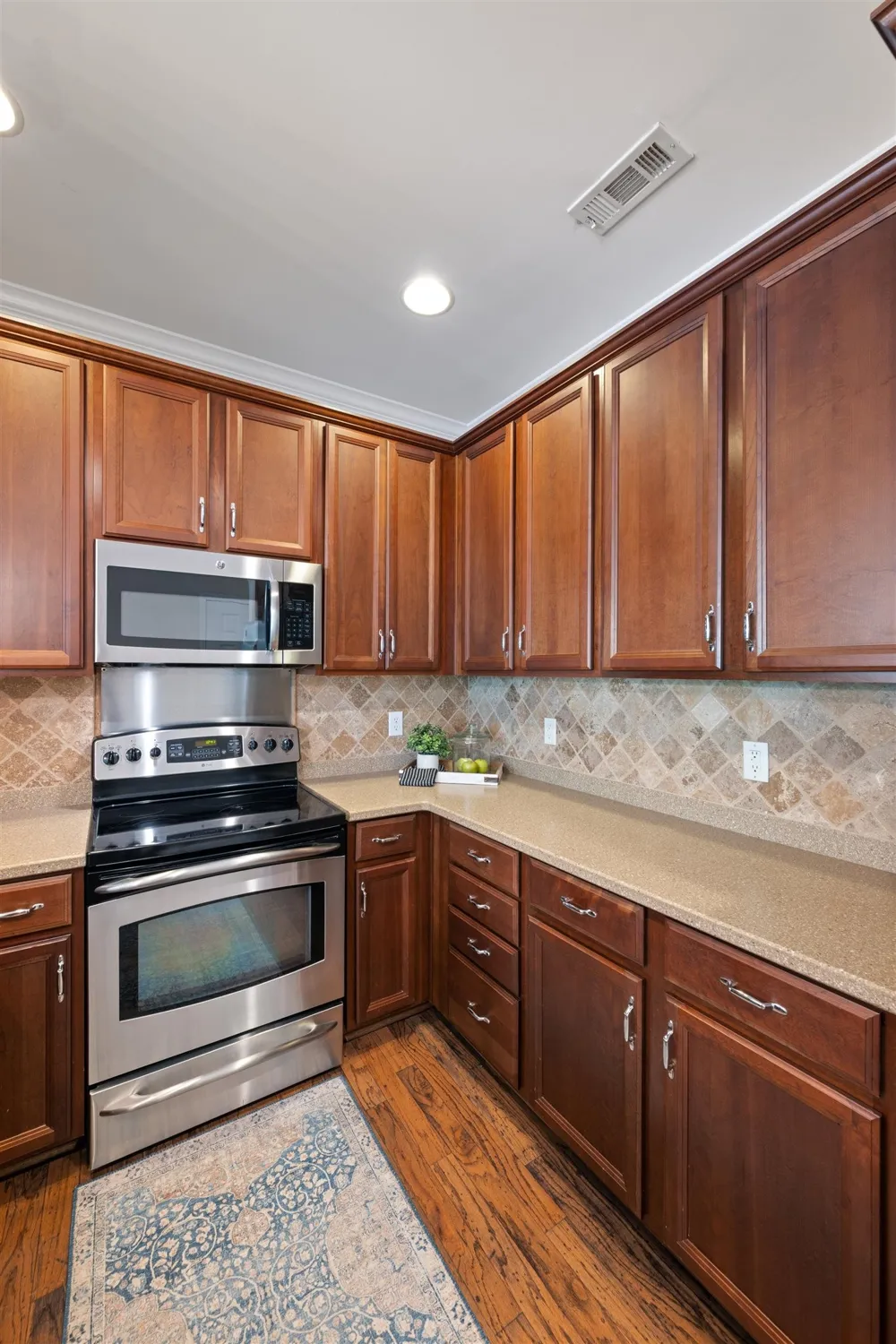 7827 Kemberton Dr W Nolensville, TN 37135