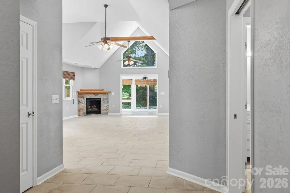 45 Beekeeper Trail Swannanoa, NC 28778