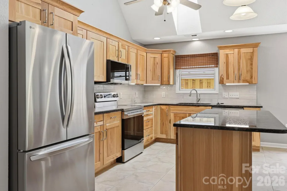 45 Beekeeper Trail Swannanoa, NC 28778