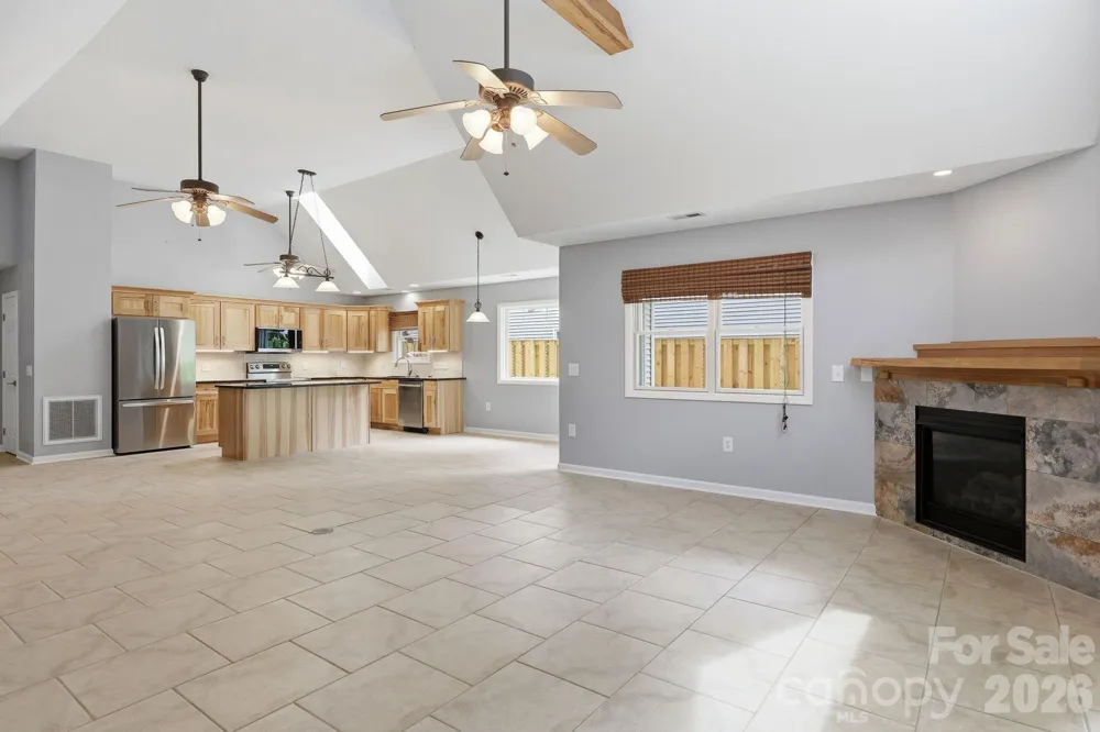 45 Beekeeper Trail Swannanoa, NC 28778
