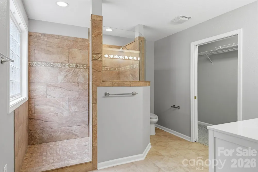 45 Beekeeper Trail Swannanoa, NC 28778