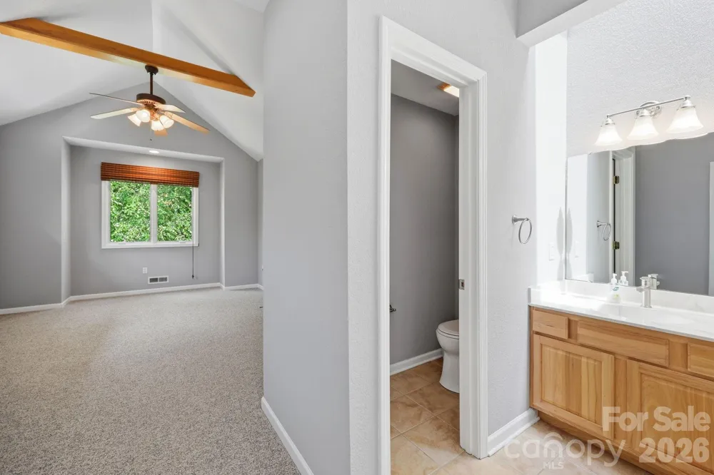 45 Beekeeper Trail Swannanoa, NC 28778