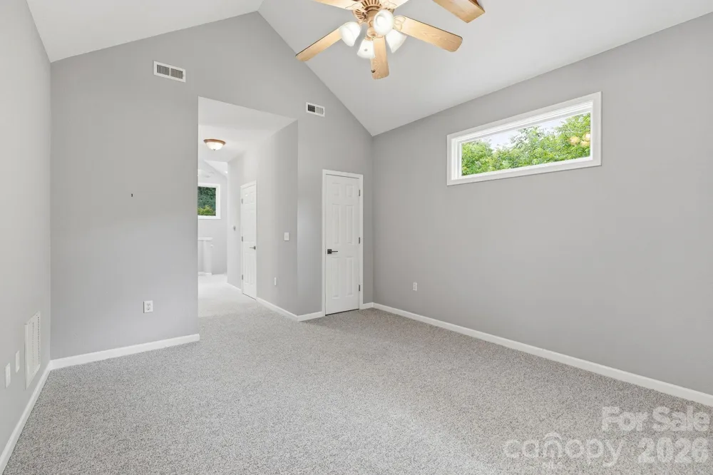 45 Beekeeper Trail Swannanoa, NC 28778