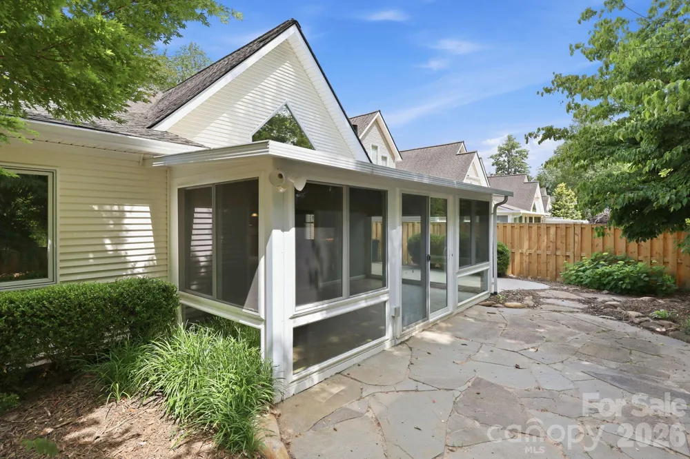 45 Beekeeper Trail Swannanoa, NC 28778