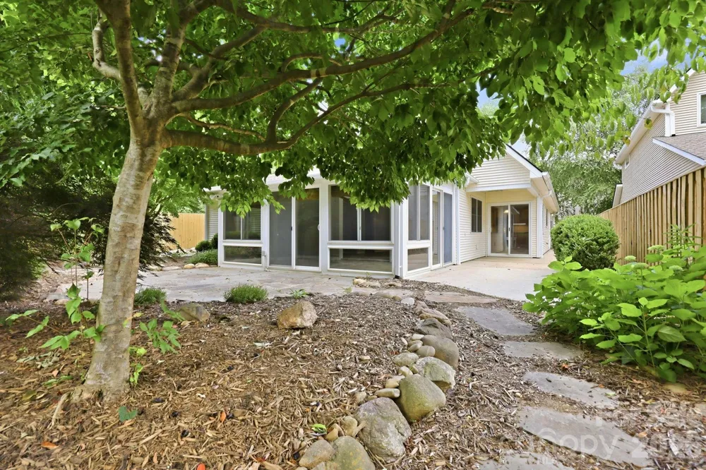 45 Beekeeper Trail Swannanoa, NC 28778