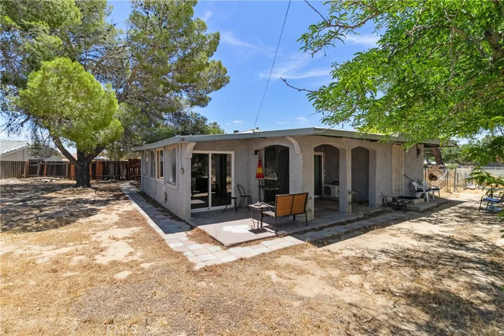 10011 achilles California City, CA 93505