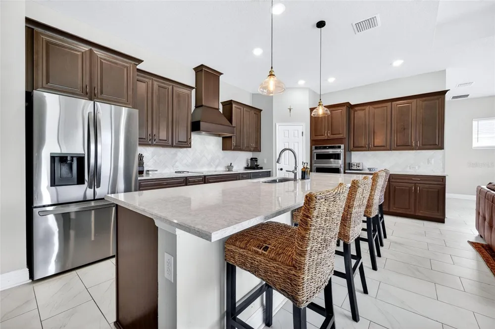 12862 CARMELA CIRCLE W San Antonio, FL 33576