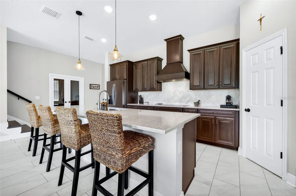 12862 CARMELA CIRCLE W San Antonio, FL 33576