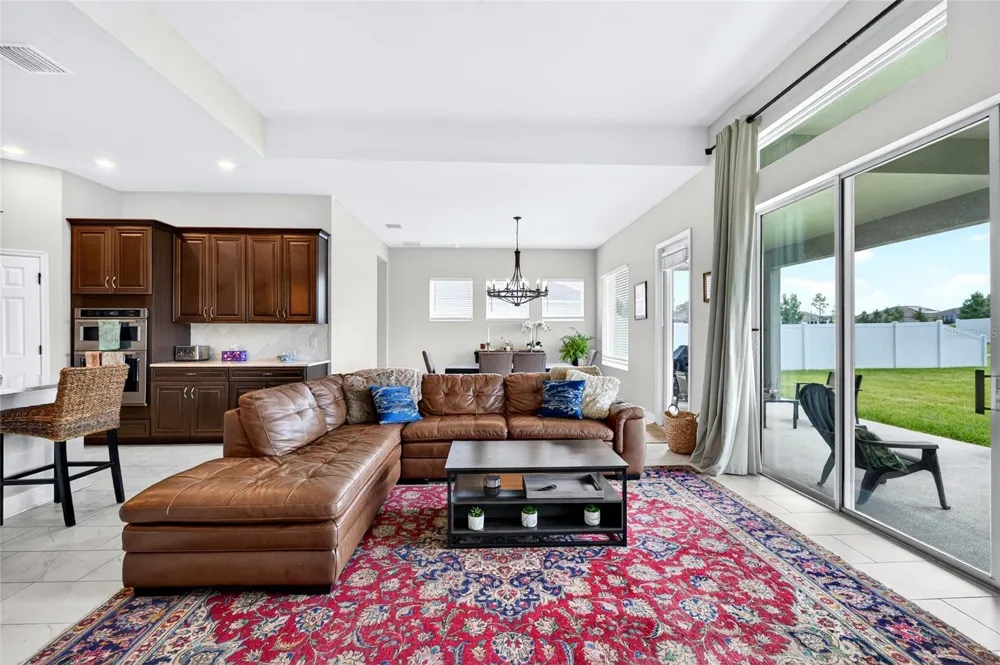 12862 CARMELA CIRCLE W San Antonio, FL 33576