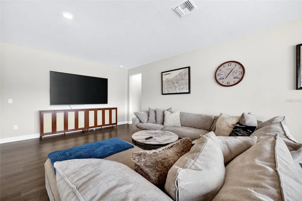 12862 CARMELA CIRCLE W San Antonio, FL 33576