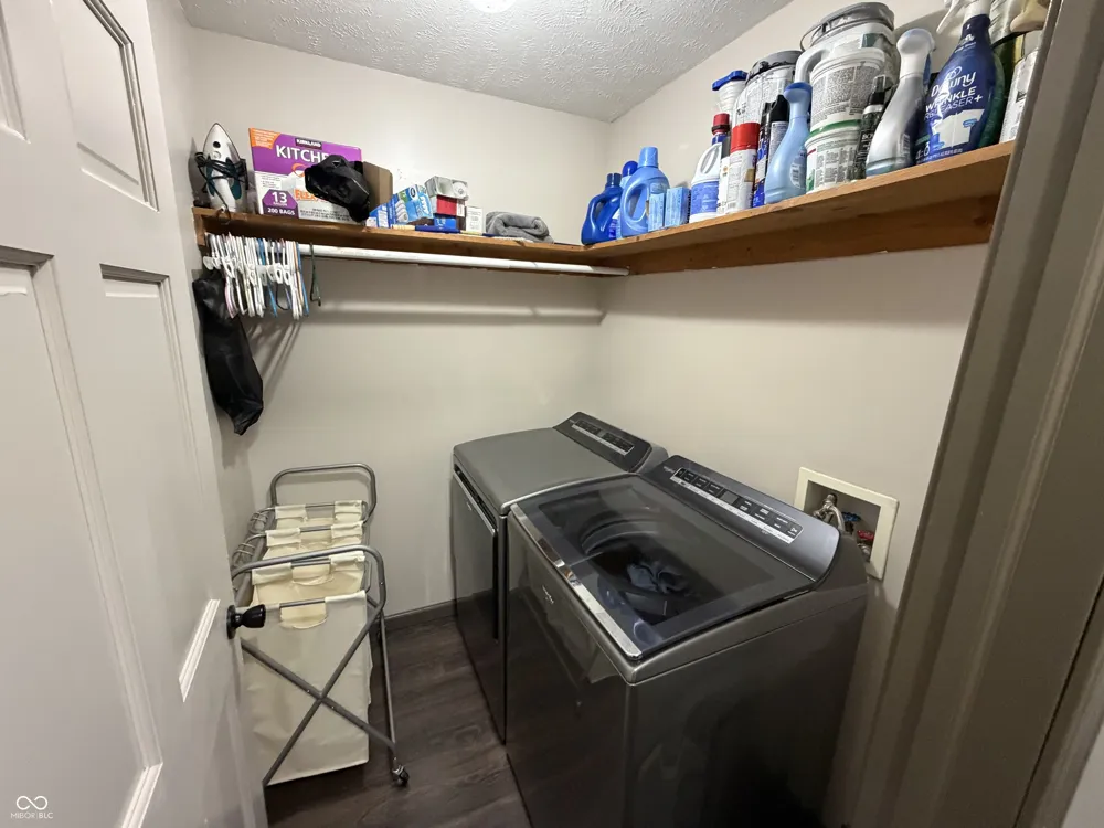 1934 950 W Parker City, IN 47368