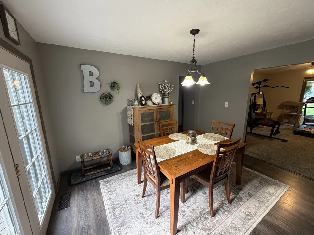 1934 950 W Parker City, IN 47368