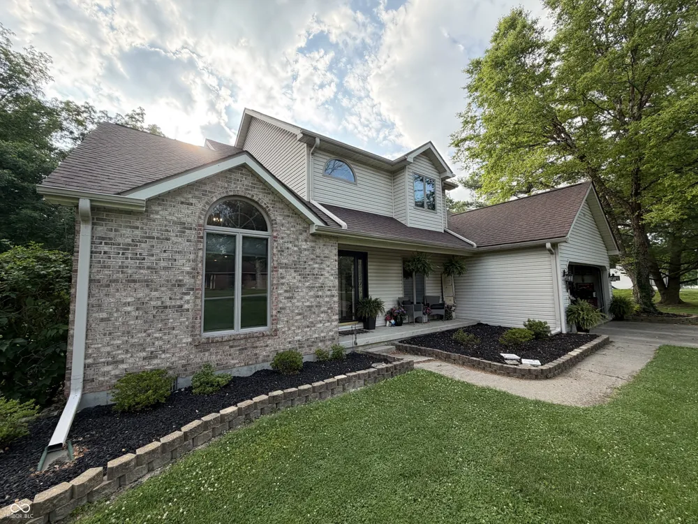 1934 950 W Parker City, IN 47368