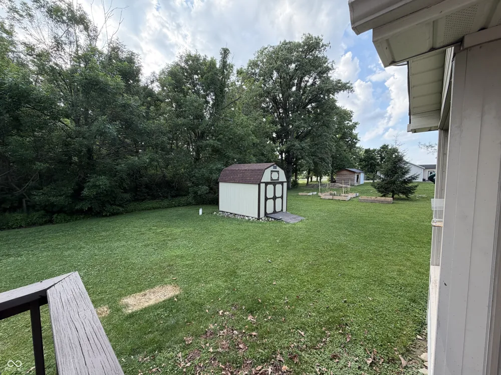 1934 950 W Parker City, IN 47368