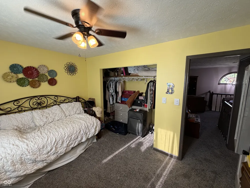 1934 950 W Parker City, IN 47368