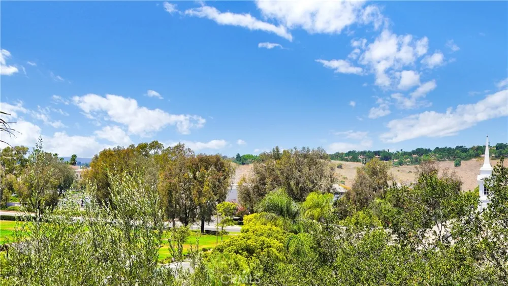 33 Acanthus Rancho Santa Margarita, CA 92688