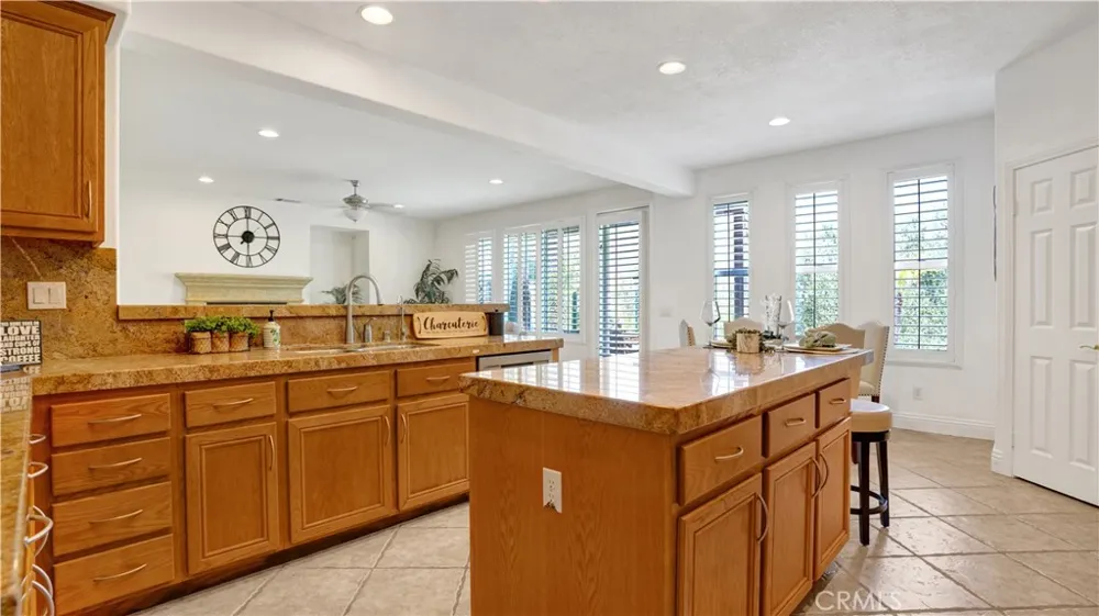 33 Acanthus Rancho Santa Margarita, CA 92688
