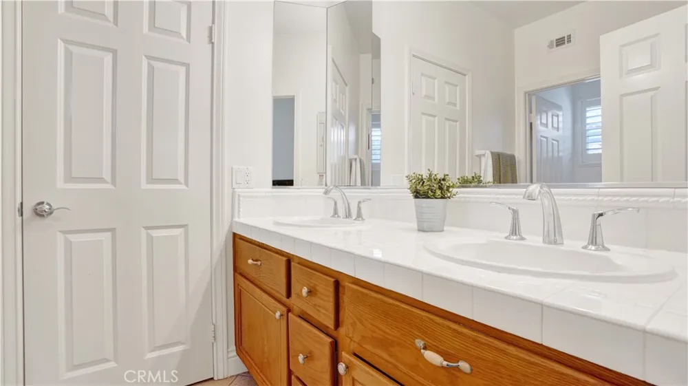 33 Acanthus Rancho Santa Margarita, CA 92688