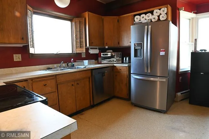 219 W Vermilion Drive Cook, MN 55723