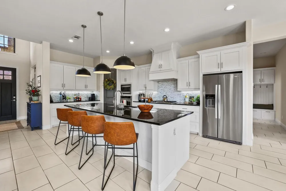 107 Whispering Winds Drive Gunter, TX 75058