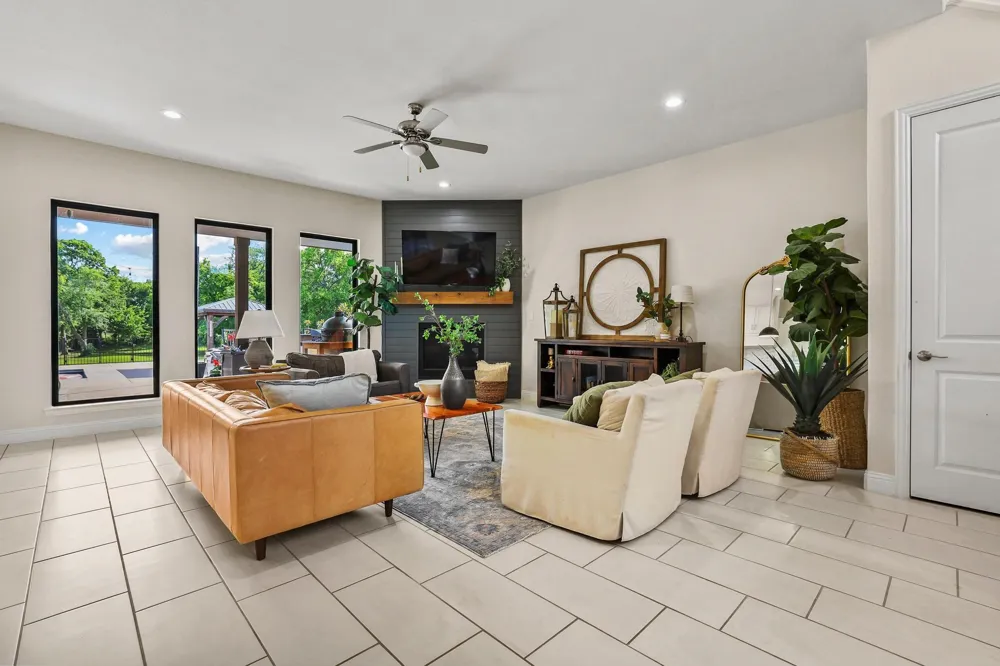 107 Whispering Winds Drive Gunter, TX 75058