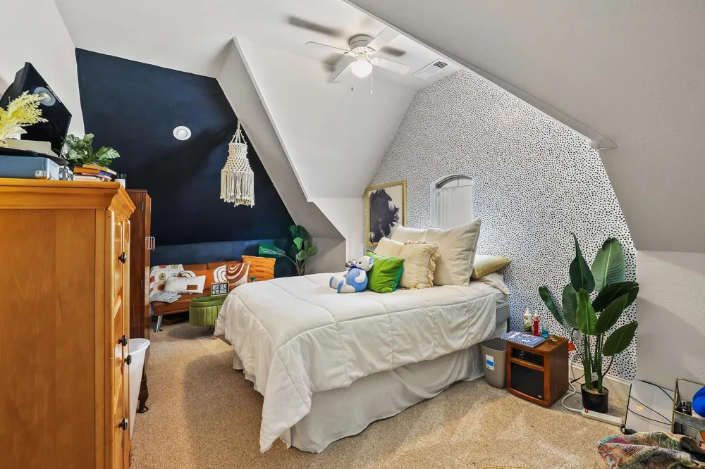 107 Whispering Winds Drive Gunter, TX 75058