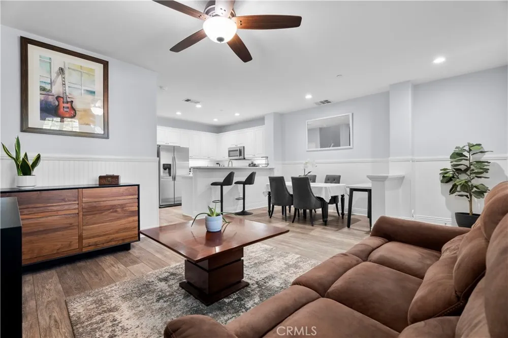27249 Riverview Lane Valencia, CA 91354