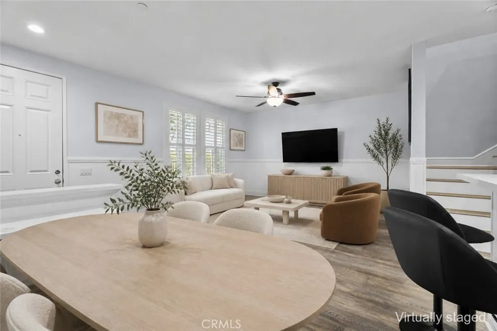 27249 Riverview Lane Valencia, CA 91354