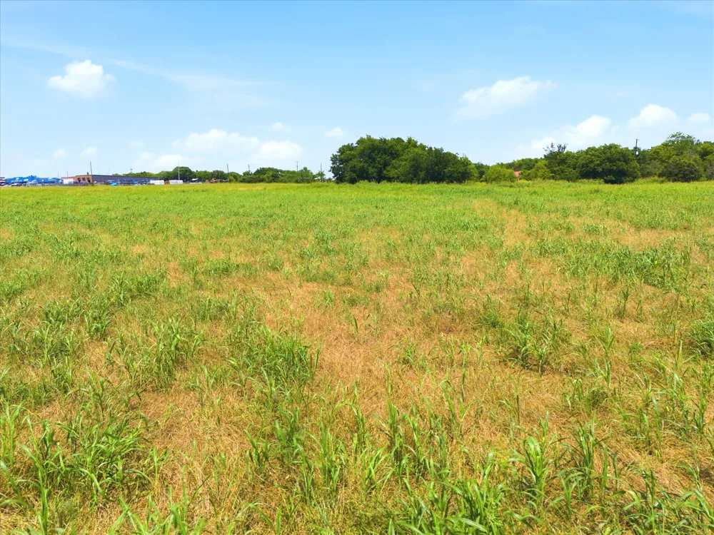 9135 State Highway 34 Quinlan, TX 75474