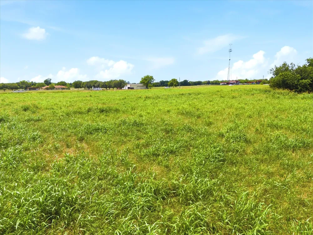 9135 State Highway 34 Quinlan, TX 75474