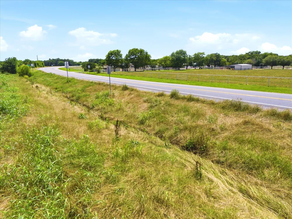 9135 State Highway 34 Quinlan, TX 75474