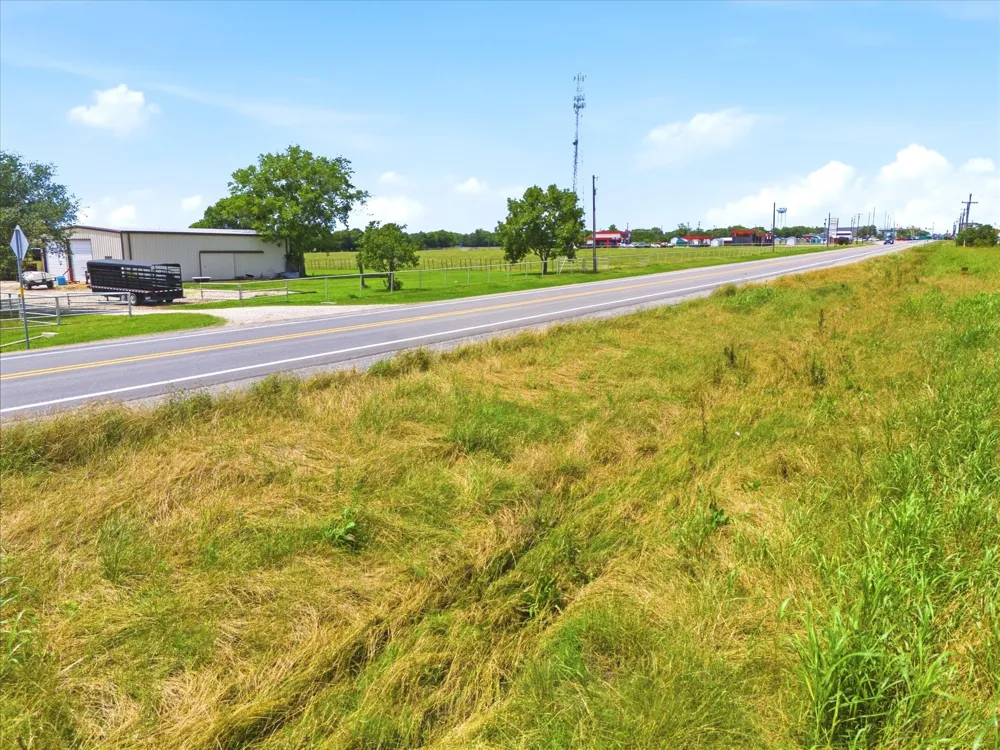 9135 State Highway 34 Quinlan, TX 75474
