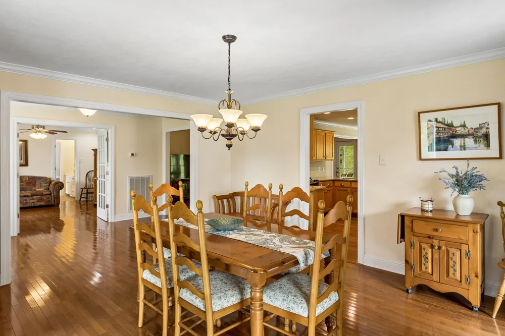 2865 Spring Place Rd Belfast, TN 37019