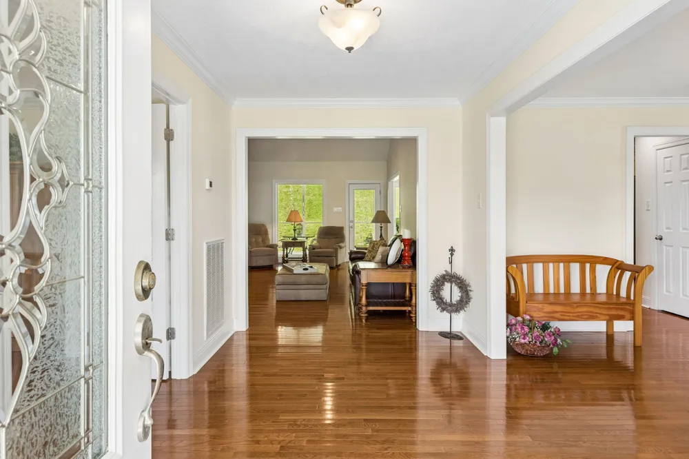 2865 Spring Place Rd Belfast, TN 37019