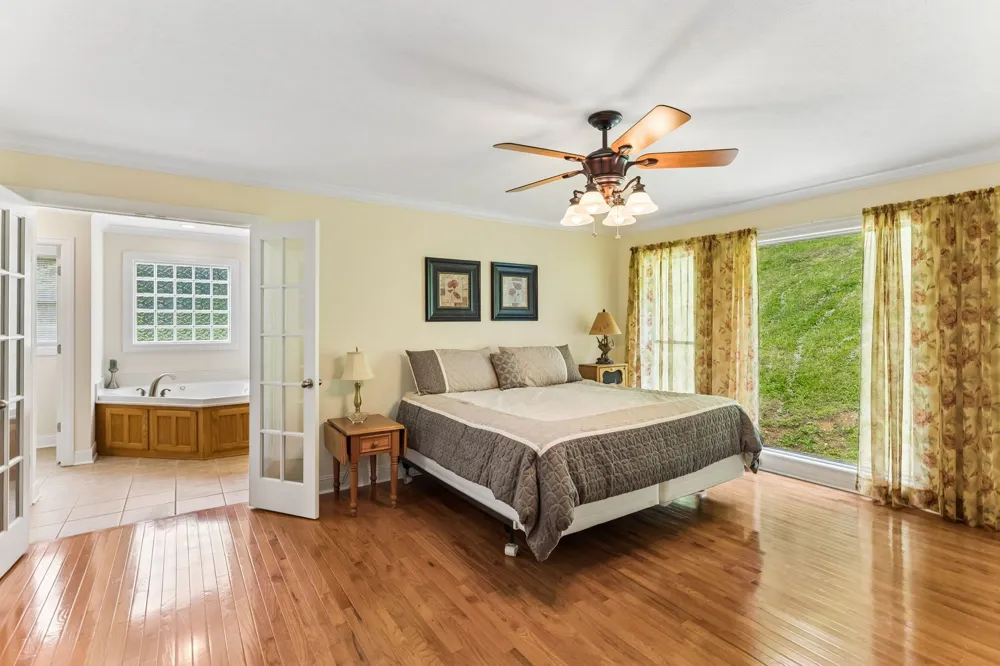 2865 Spring Place Rd Belfast, TN 37019