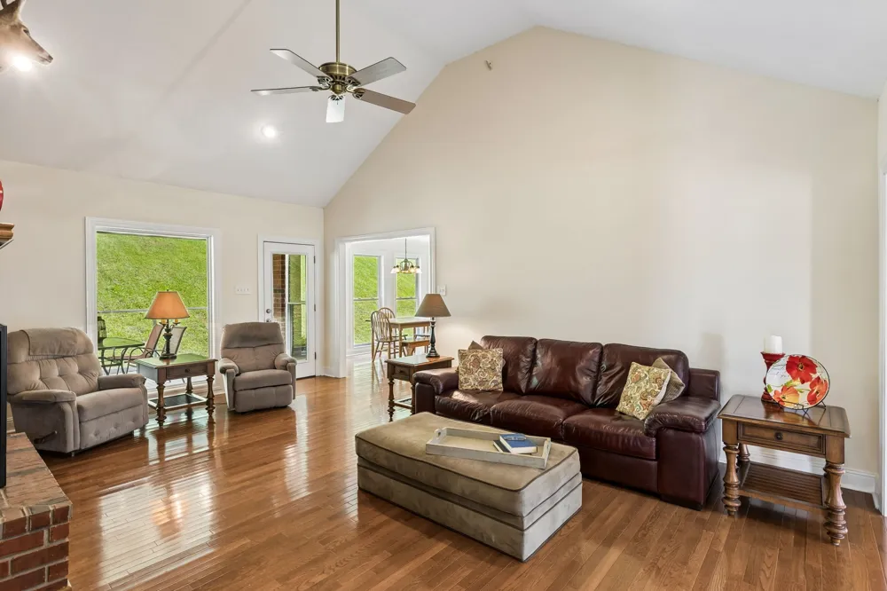2865 Spring Place Rd Belfast, TN 37019