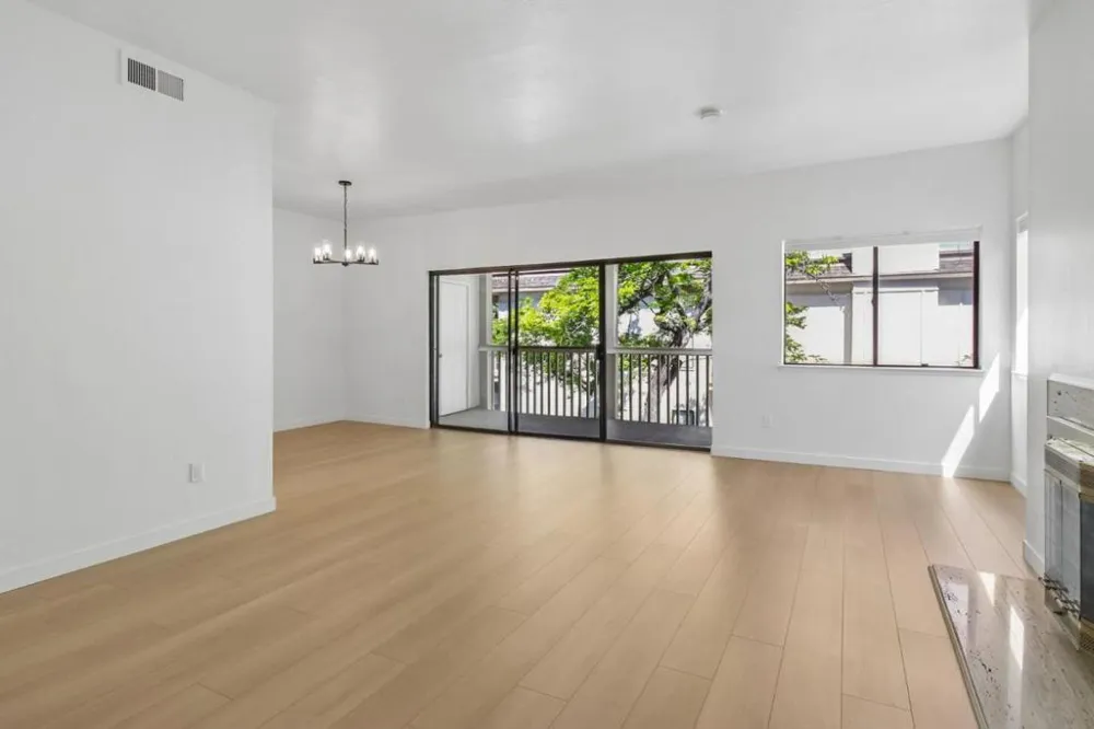 1322 Woodside Road Redwood City, CA 94061