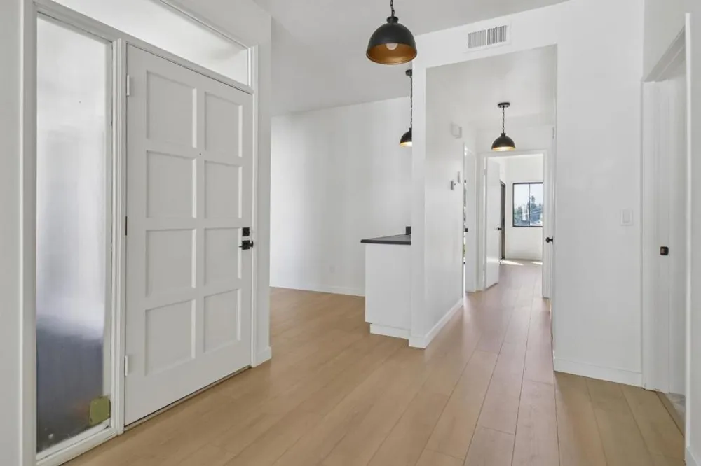1322 Woodside Road Redwood City, CA 94061