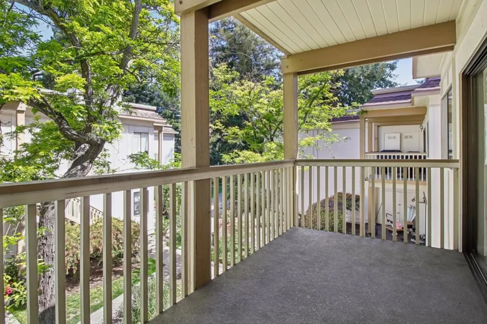 1322 Woodside Road Redwood City, CA 94061