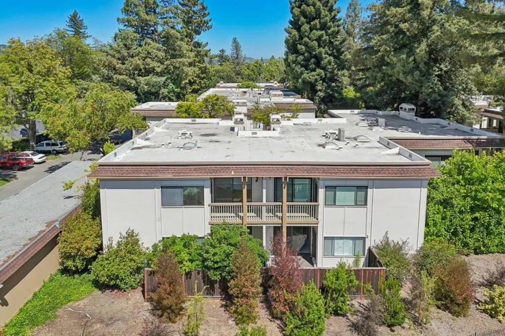 1322 Woodside Road Redwood City, CA 94061