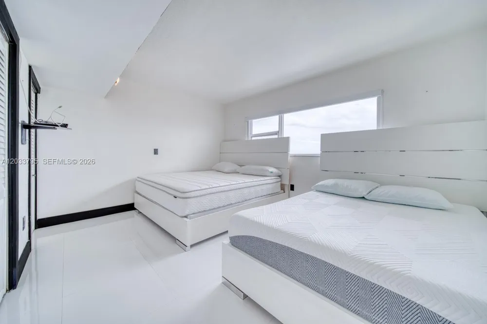 300 Oregon St #507 Hollywood, FL 33019