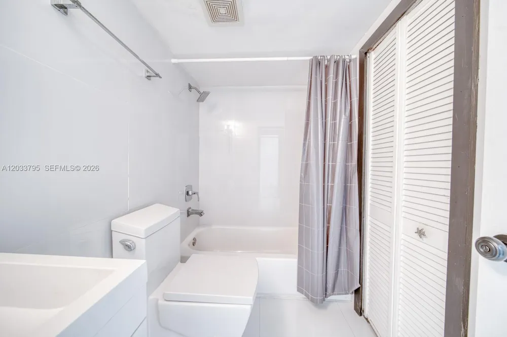 300 Oregon St #507 Hollywood, FL 33019