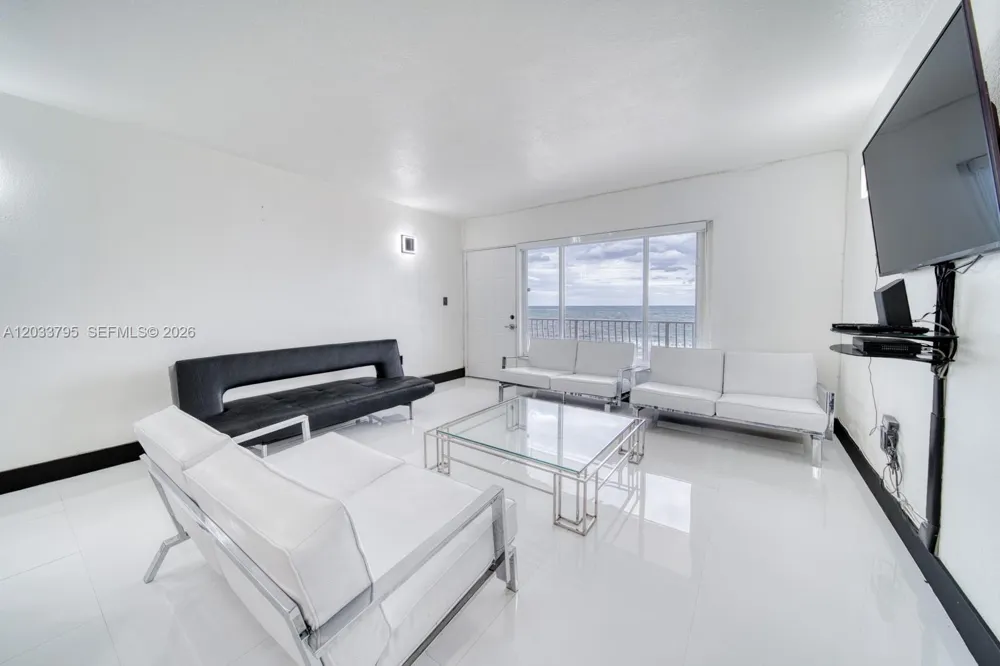 300 Oregon St #507 Hollywood, FL 33019