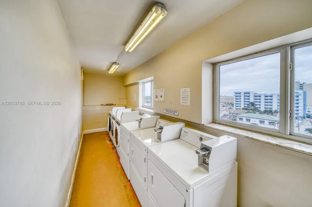 300 Oregon St #507 Hollywood, FL 33019